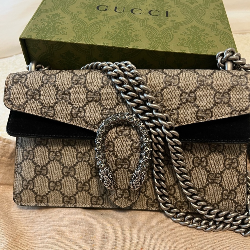 Gucci Beige and Black Shoulder Bag with Silver Chain
